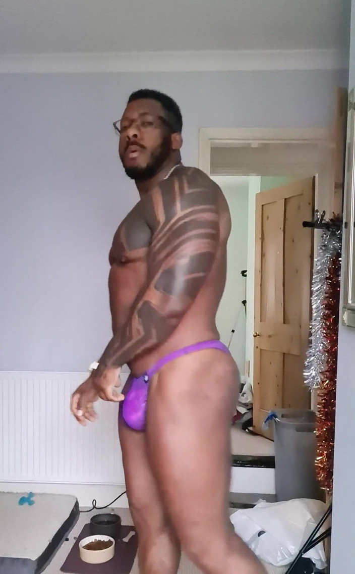 Amadeus: Check-in con l'allenatore, mi ha chiesto di mostrare tutto.