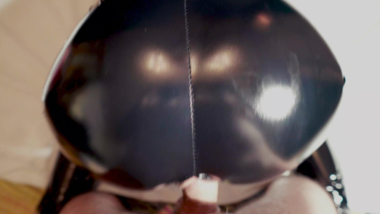 Jay_kate: Amateur redheaded milf in latex doggystyle fucked with huge cumshot...