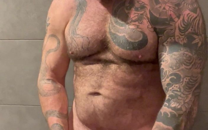 Adam Secret: Adam 2 spust