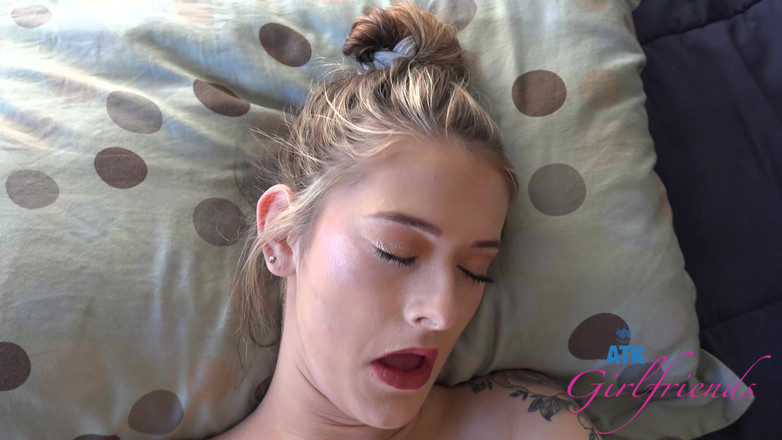 ATK Girlfriends: 虚拟日期