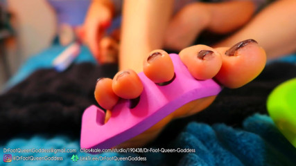 Dr. Foot Queen Goddess: Nail painting (gray) part 4