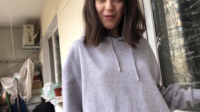 Sugary Kitty: She watched me while i jerked on the balcony, cutie...