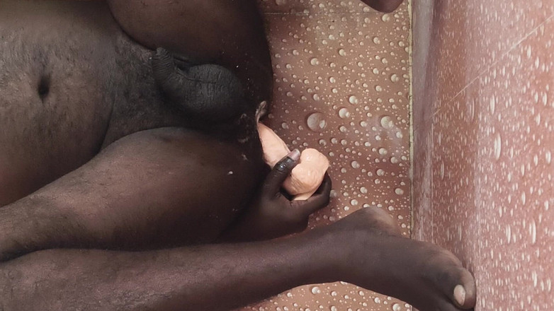 Twinky shadow: 用我的假阳具快速肛交自慰达到前列腺高潮