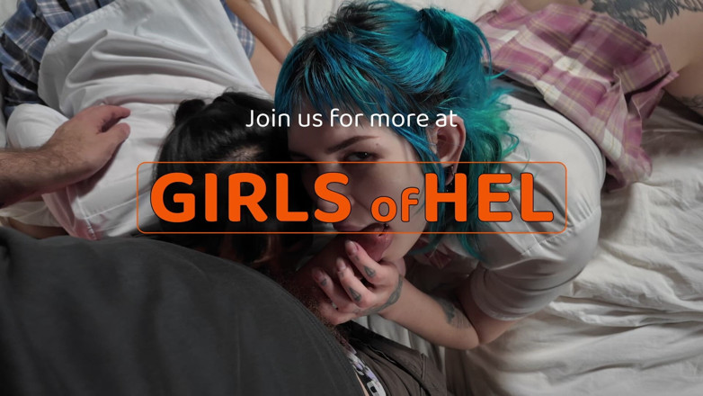 Girls of Hel: POV 섹스 비디오 - 수업을 건너 뛰고 자지를 빨아주는 문신을 한 Alt 대학생