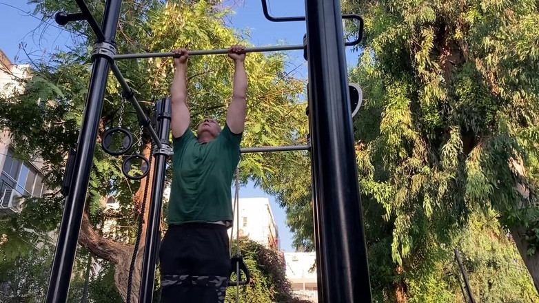 Alex Igogo: Kendimi pompalayıp mastürbasyon yapacağım.