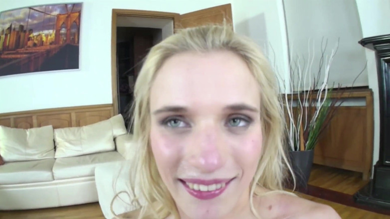 Monster Cocks: A big Italian cock for Linda
