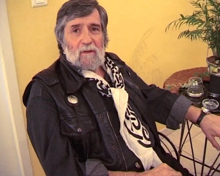 Videos Francaises: フランス人おばあちゃんが数人の男に激しく犯される