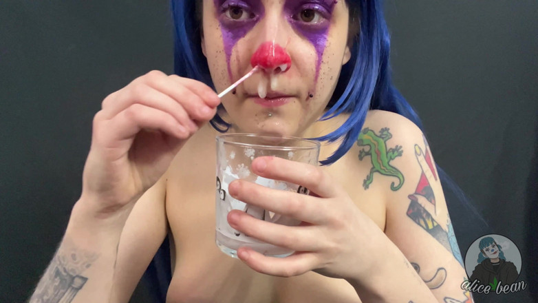 Alice Bean: Sneezy a Snot Cup
