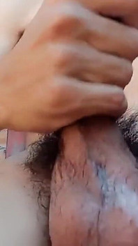 Sục cu nhanh trong sân của tôi