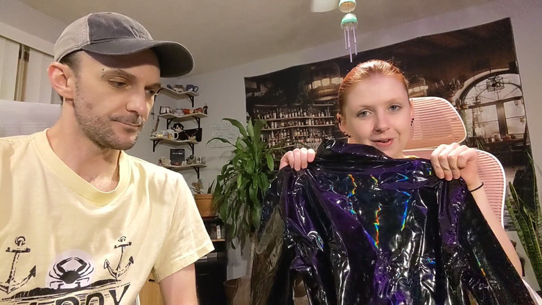 Sin Spice by Sophia Sinclair and Jasper Spice: İstek Listesi Hediyeleri 9 - Kırmızı Korse Ve Siyah Vinil Elbise Kutu...