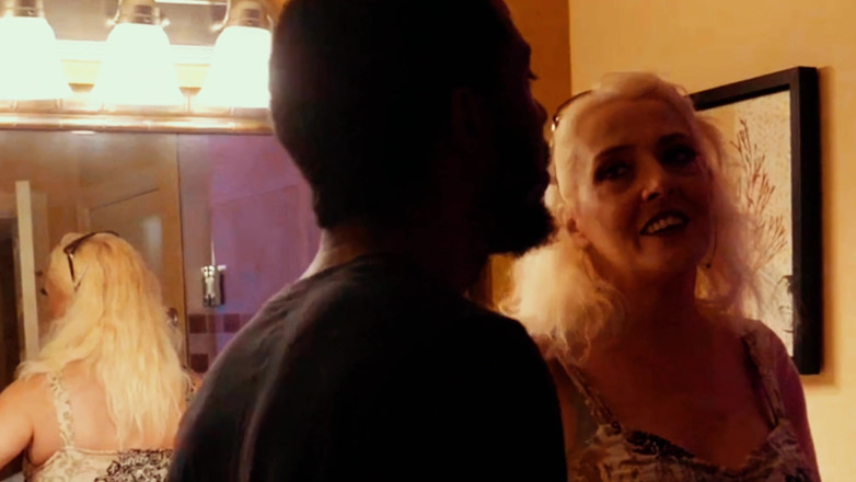 Voo Doo XXX: Slutty MILF Realtor Fucks for Deposit From BBC Client