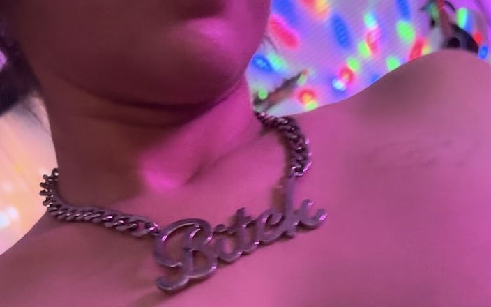 Janes Bedroom: Vợ cưỡi con cu to