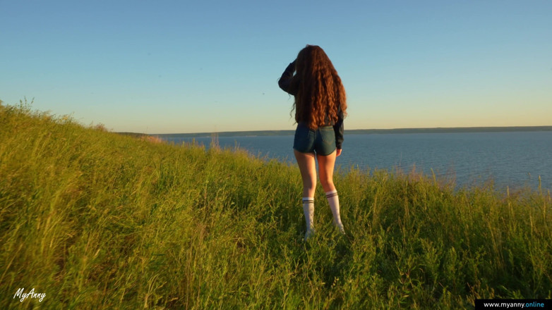 MyAnny: Risky outdoor creampie in nature!