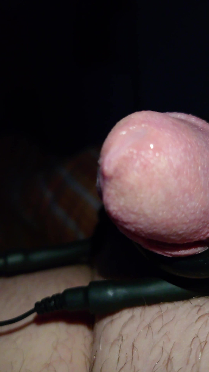 Carmen_Nylonjunge: E-stimulation with Precum and Small Cock
