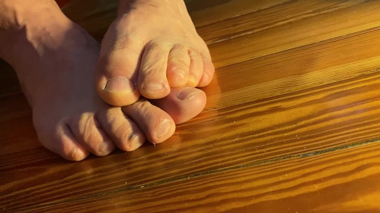 Placer_macho: Moje stopy wyczerpane po dniu pracy ...