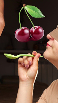 Spoon of cum for loved lips.