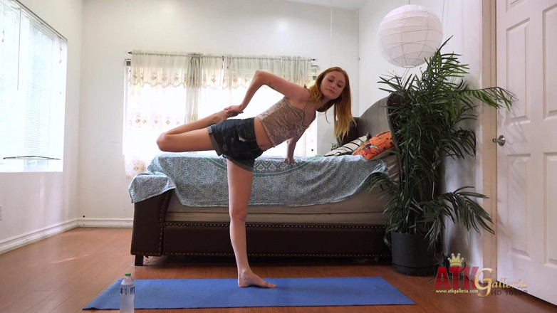 ATK Fans (Solo): Yoga Routine