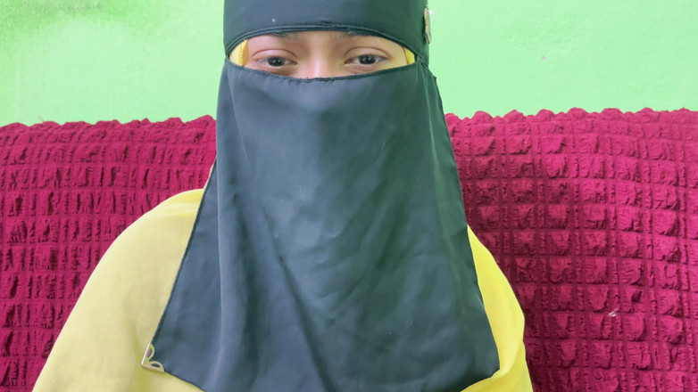 Riya Chowdhury: O dia é especial para mim e minha amiga sexy