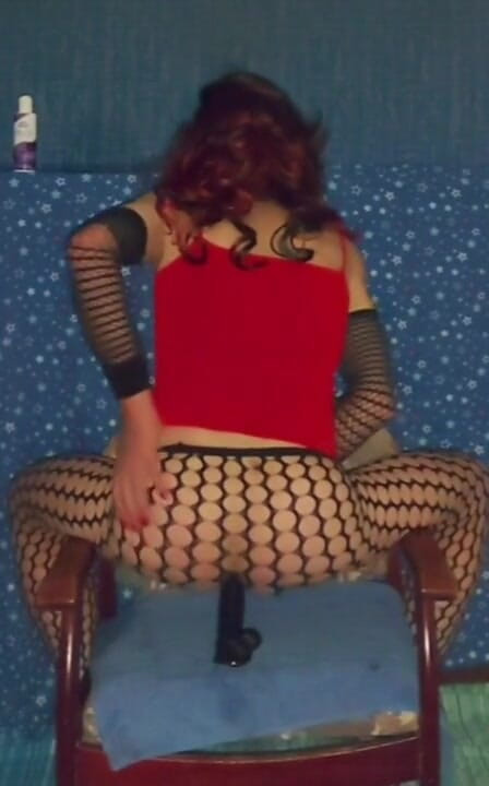 Lizzaali: Riding and destroying pantyhose