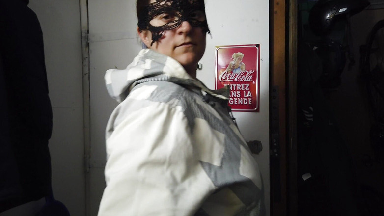 mariaespino: Pequena strip no porão, eu brinco com o que encontro