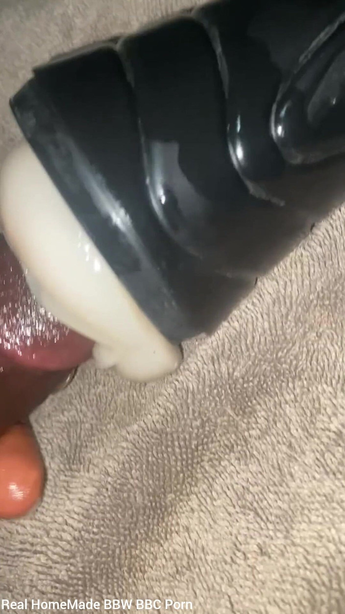 Big black cock BBCee: Fodendo minha buceta falsa da minha tocha