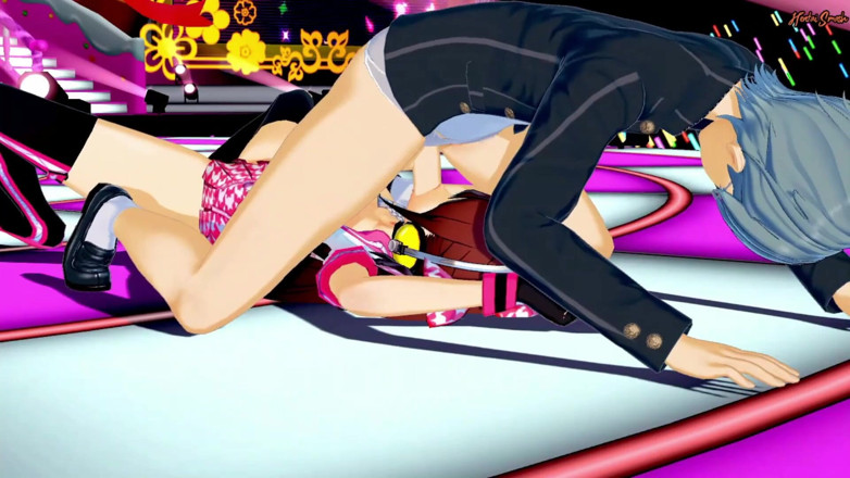 Hentai Smash: Rise Kujikawa vingert haar poesje op het podium voordat je...