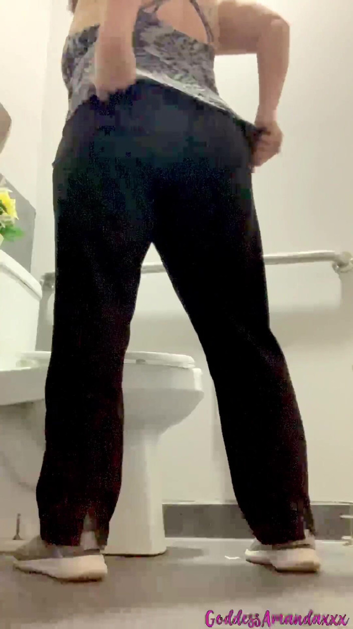 Goddess Amanda: 내 여신 보지 오줌, 후장과 발을 숭배해