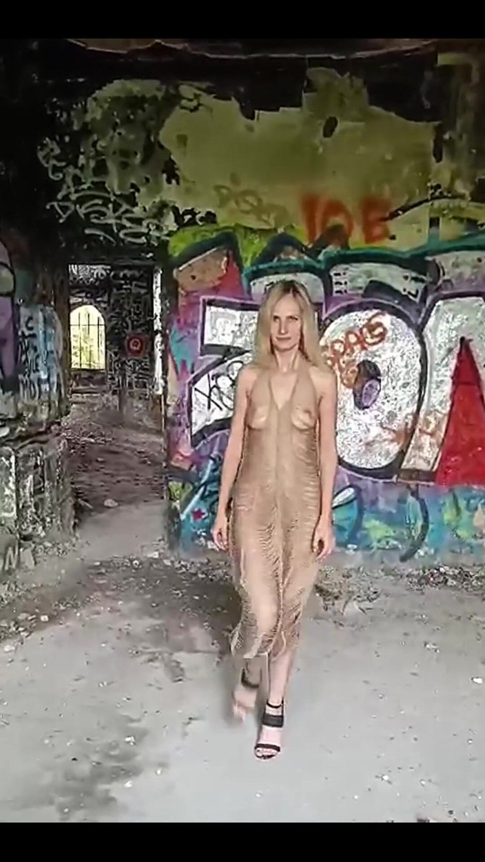 Jenny Smart: 私のヌード写真撮影の舞台裏をここで見つけてください。