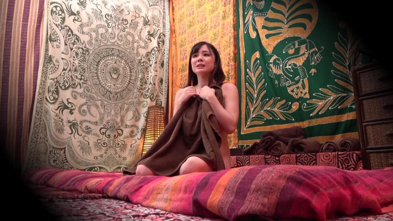 Raptor Inc: Yoga for two. Sneak video at a Thai massage parlor