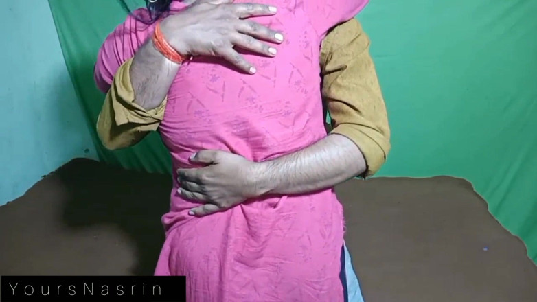 YoursNasrin: Milf india da la bienvenida a su novio en su...