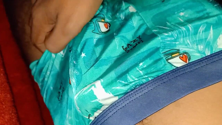 Alennaden: Pojke till pojke gnugga kuk underbyxor