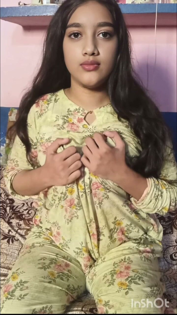 Naughty_Sana: Hot Desi Saali Palcowania i Masterbating w nocy
