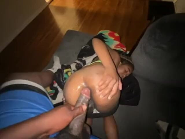 Fijii pornbox: Meine frau auf der couch ich liebe sie so sehr,...