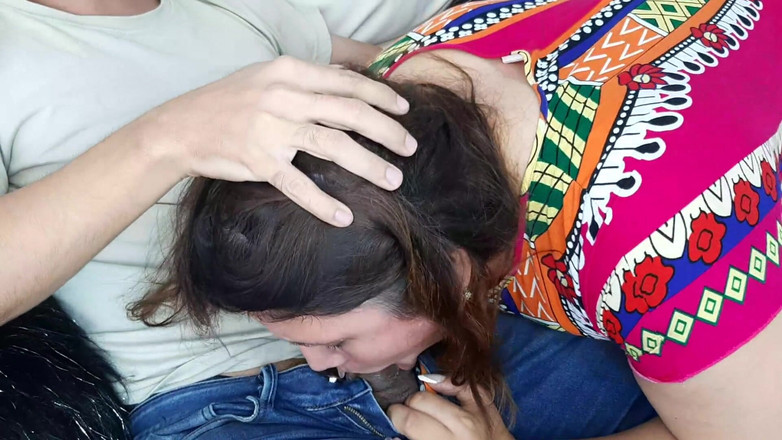 Chloe Denaly: Meine schöne stiefschwester unterbricht mein spiel, um meinen schwanz zu...