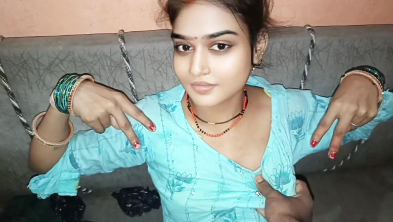 RAKP355: Bella ragazza musulmana indiana