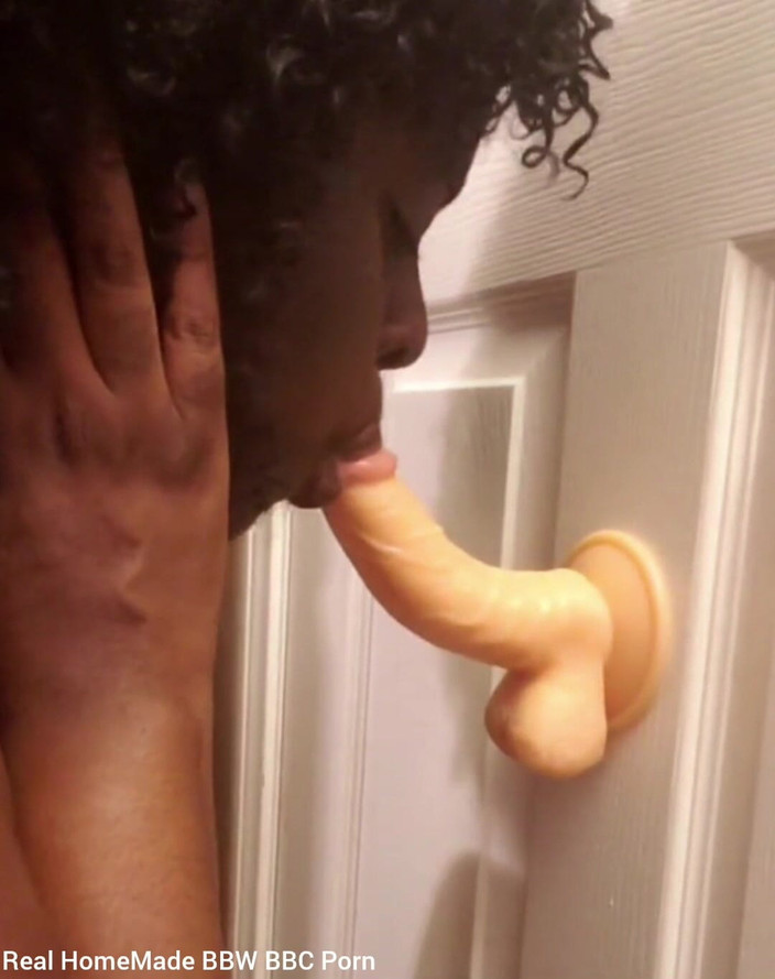 Super sexy ebony cuties: Obciąganie praktyka ssanie montowany dildo