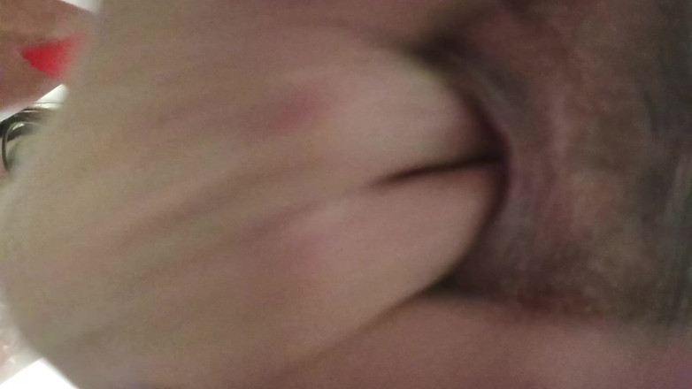 KANDY RAYNE: Una bella figa bagnata