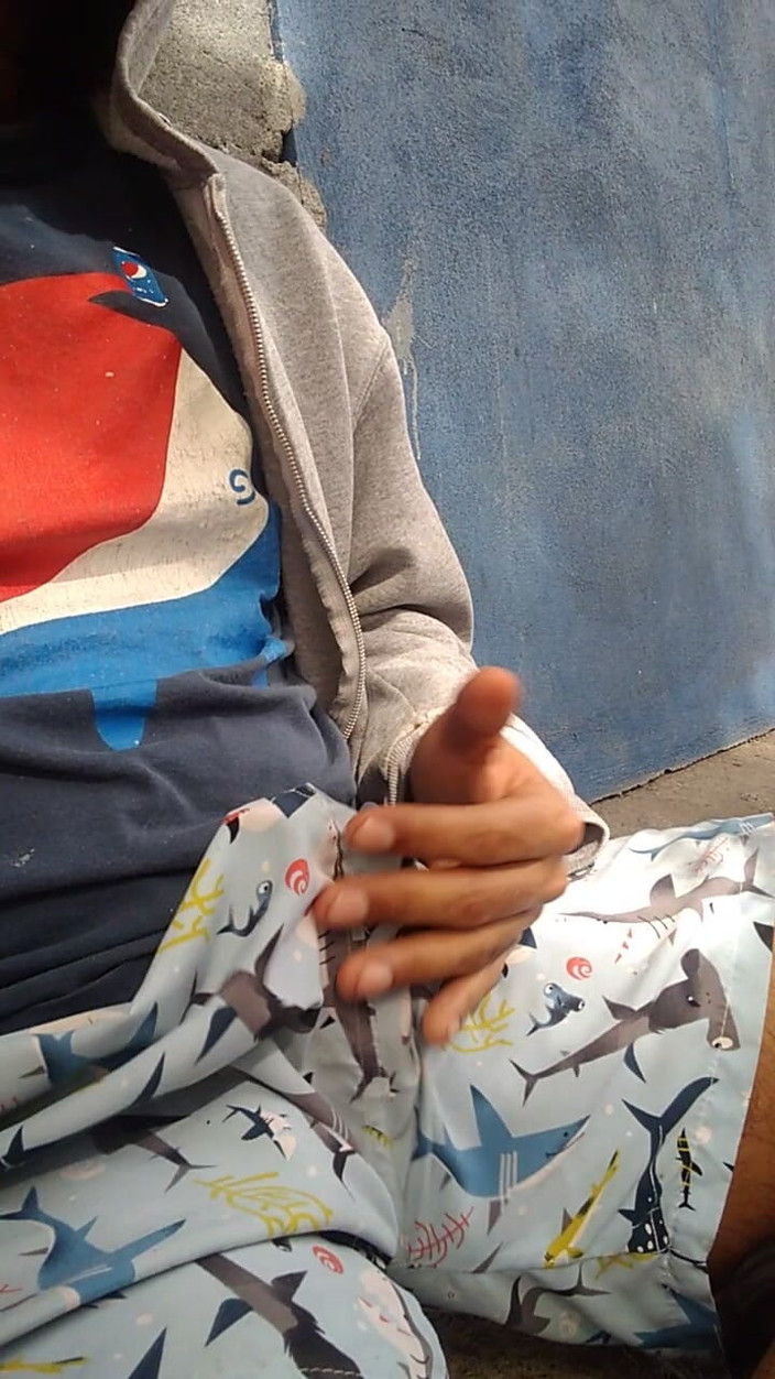 AlexAlejandro13: Chúc bạn chào buổi chiều