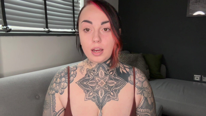 Miss Valentina: 私の弱虫ふしだらな女パート2:ショッピング旅行