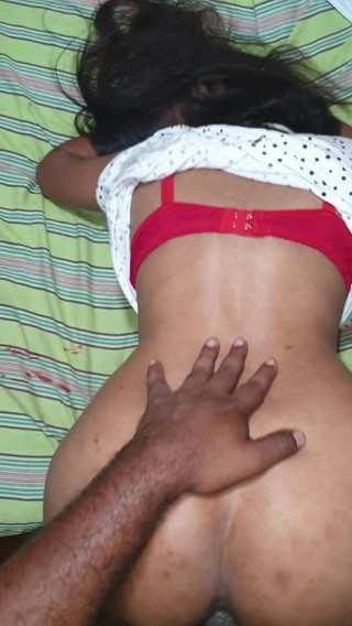 Tiyana: Fick mich wie eine schlampe, bis ich creampie