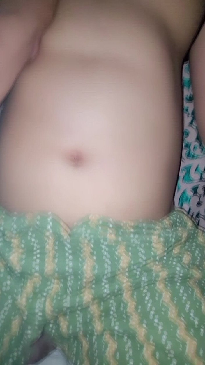 Roobi sharma: Indická holka v posteli ošukaná jejím manželem