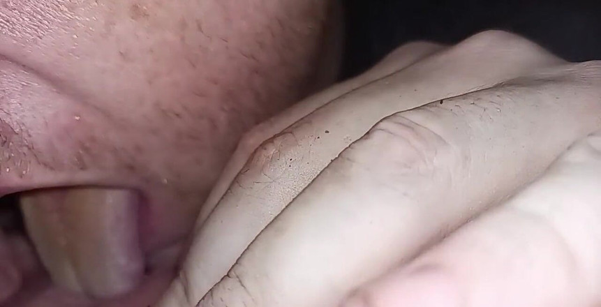 FluffyBeeChan: Về nhà và bị xâm lược!