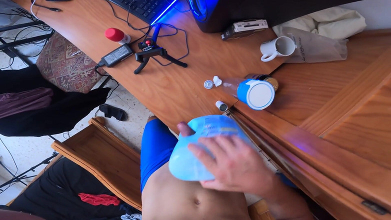 Cool Body: Mengapa saya akan mengongkek pantat jika botol detergent tidak bercakap...