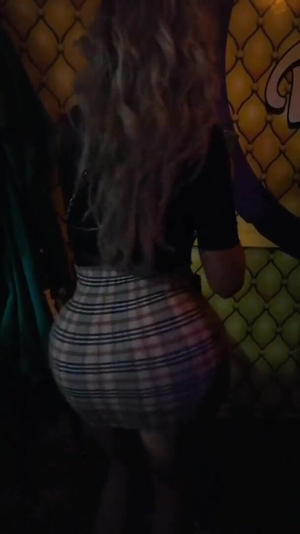 Barbietransxxxx: Tranny shows the body