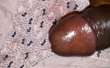 Black guy: Pancutan mani pada adegan seluar dalamnya 3