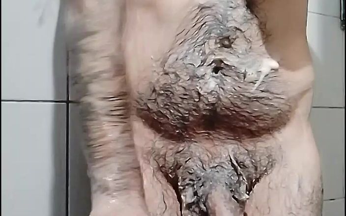 Bear3711: Espuma y ducha