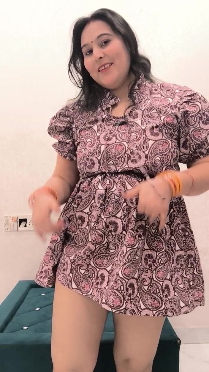 Desi chudai hub: 보지를 핑거링하는 거유의 푸자 베이비 플레이