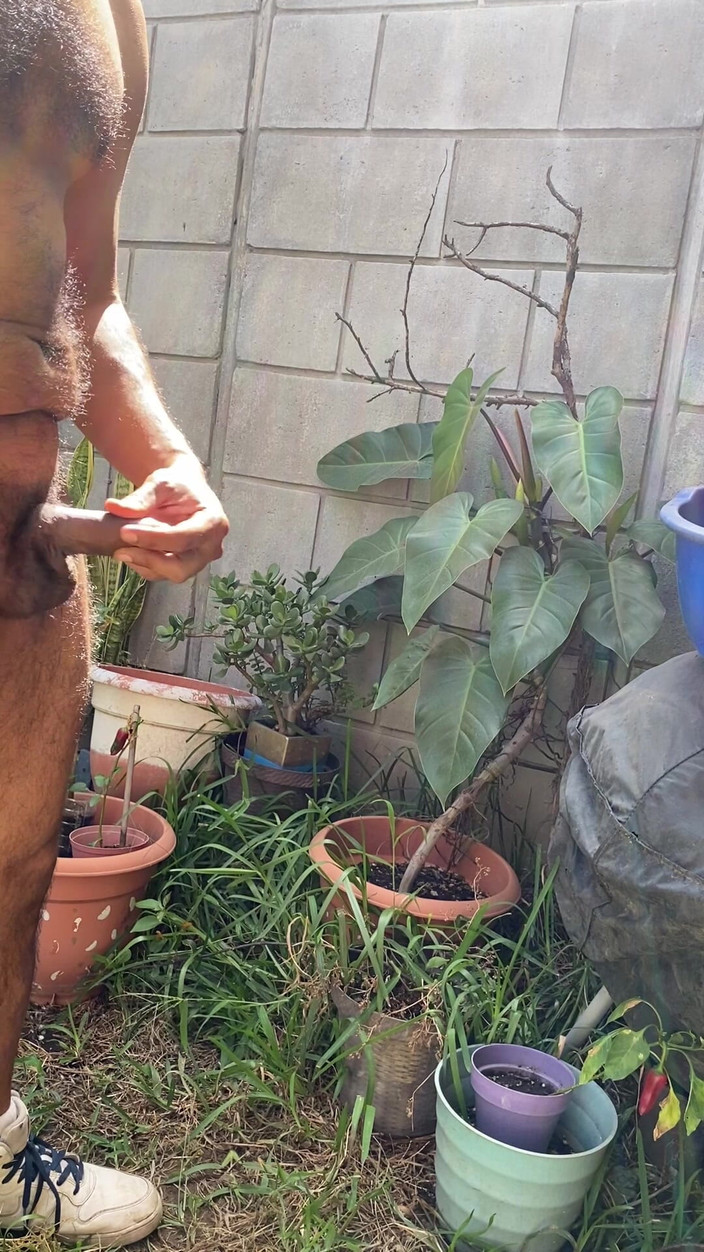 KING_TiBURON: Handjob solo semasa saya tan di luar