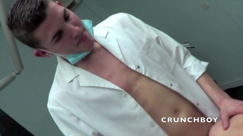 Crunch Boy: Sunny fucked his dentist at the medical center