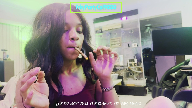 FrkyPartyCpl9880: Smokin ve Pokin Dir Cut